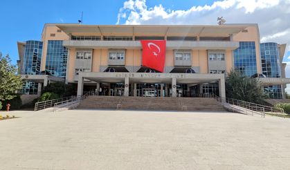 Edirne’de Şehit ailesini dolandıran 11 şüpheli adliyede