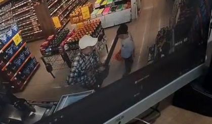 Otizmli çocuğa vurdu