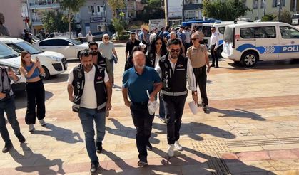 Profesör ile sekreteri gözaltında