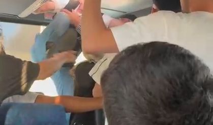 Şoför ile yolcunun kavgası kamerada