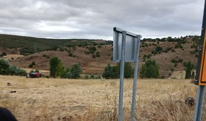 Tarlaya devrilen motosikletin sürücüsü öldü