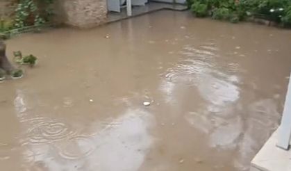 Ayvalık'ta sağanak!