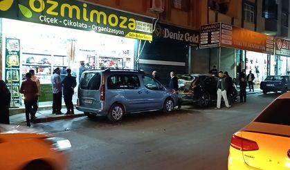 Gaziantep’te Park Halindeki Otomobil Patladı