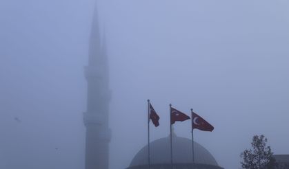 Keşan'da sis etkili oldu