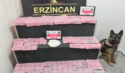 Oyuncak bebeğin içinden uyuşturucu çıktı