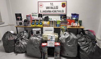 Van Başkale’de 1,2 Milyon Liralık Kaçak Eşya Ele Geçirildi
