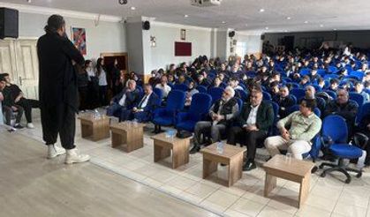 “Bir Avuç Toprak” gösterisi Kızılcahamam’da sahnelendi