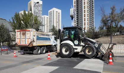 Etimesgut’ta Yol Bakım ve Onarım Çalışmaları Hız Kesmeden Sürüyor
