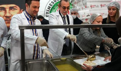 Başkan Beşikcioğlu Vatandaşla İftar Çadırında Buluştu!