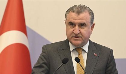 Bakan Bak’tan Sarı-Kırmızılı Camiaya Tebrik