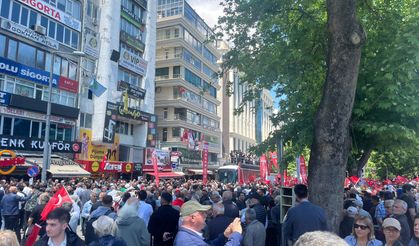 Güvenparkta binlerce kişi Özgür Özel’i bekliyor!