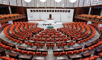 Özel Sektör Öğretmenlerinin Mücadelesi Meclis’e Taşınıyor!