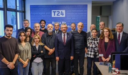 Özgür Özel’den T24’e destek ziyareti!