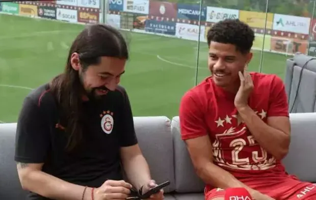 Sara: 'Osimhen’in bizimle kalması için dua ediyoruz'