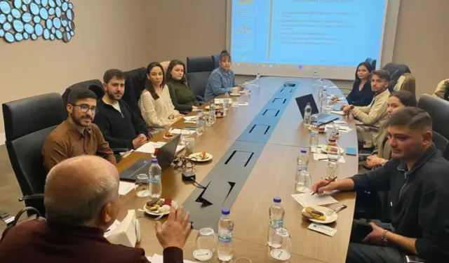ERÜ'de annelere medya okuryazarlığı eğitimi verilecek