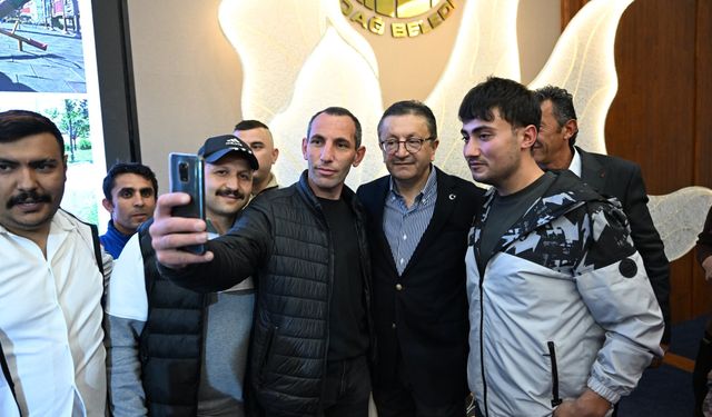 Başkan Tiryaki belediye çalışanlarıyla bir araya geldi