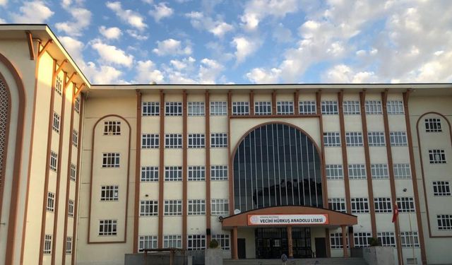 Vecihi Hürkuş Anadolu Lisesi öğrencilerinin eylemi engellendi!