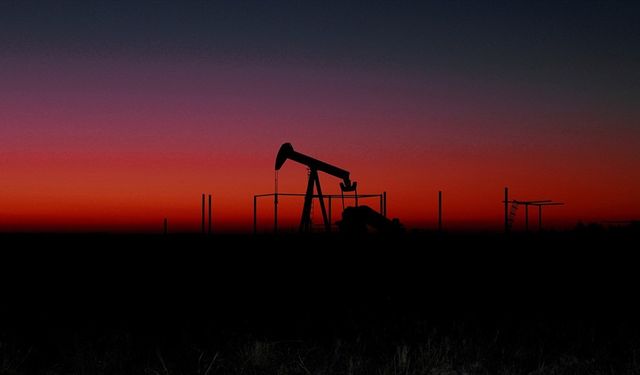 ABD'nin ticari ham petrol stokları artıyor