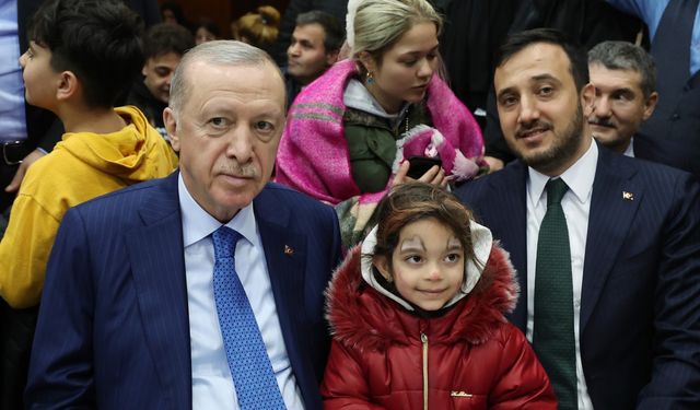 Cumhurbaşkanı Erdoğan, depremden etkilenenleri ziyaret etti