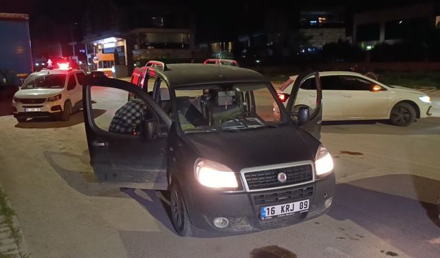 Hafif ticari araca pompalı tüfekle ateş açıldı