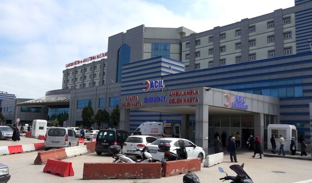 Samsun'daki heyelanda eşini ve çocuklarını kaybeden kadına destek!