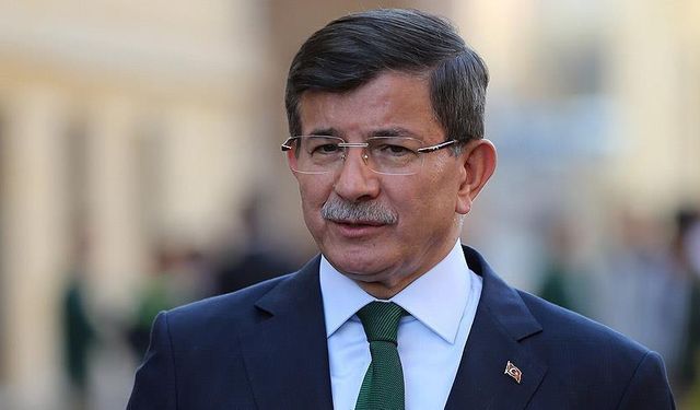 Davutoğlu'ndan "Profesör Hurşit" için taziye mesajı