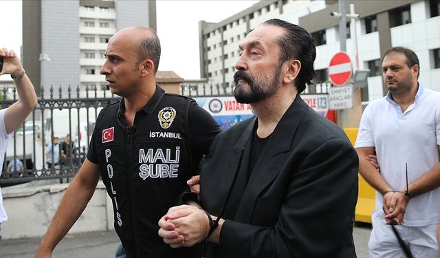 Adnan Oktar'ın yeniden yargılandığı davada karar çıktı
