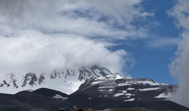 Erciyes Dağı'nda kar!