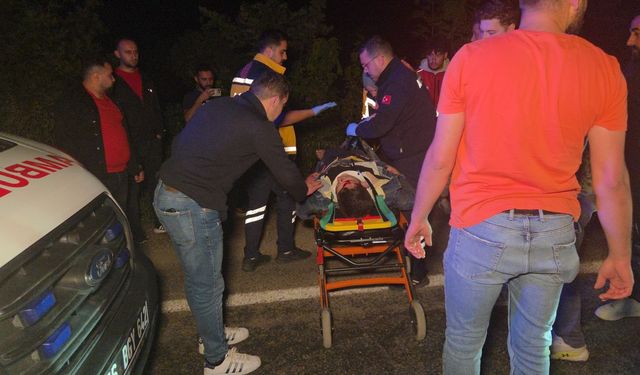 16 yaşındaki ehliyetsiz sürücü kazada yaralandı