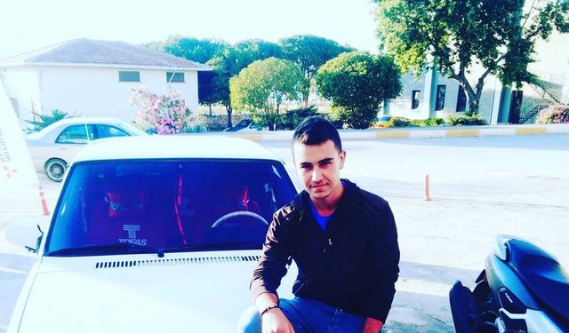 Çanakkale'de feci kaza: 8 ölü, 21 yaralı