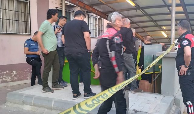 Eski Eşini Metro Alt Geçidinde Tabancayla Başından Vurdu