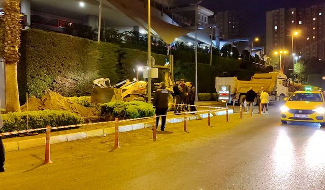 İstanbul'da, kazı çalışmasında doğalgaz boru hattı hasar gördü