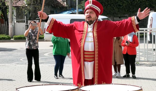 Öğretmenlerden mehter takımı oluşturdu