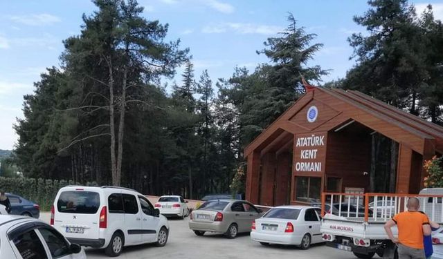 Orman İşletme Müdürlüğü hizmet binasının ihalesinin iptalini kutladılar