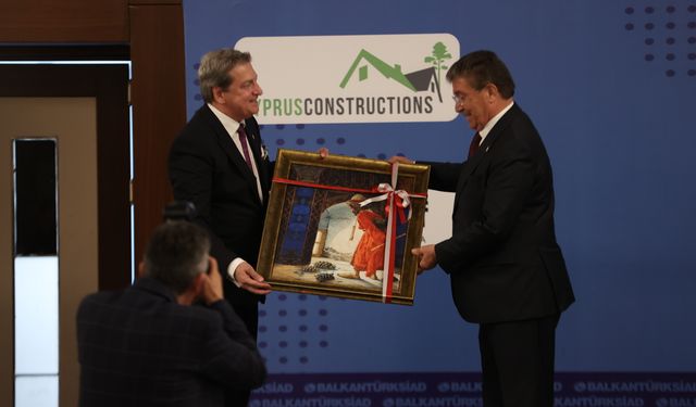 "Türkiye Cumhuriyeti bizim ana vatanımız"