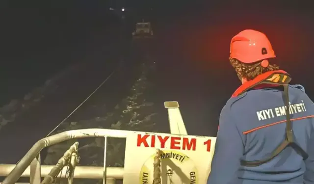 Sürüklenen tekne son anda kurtarıldı