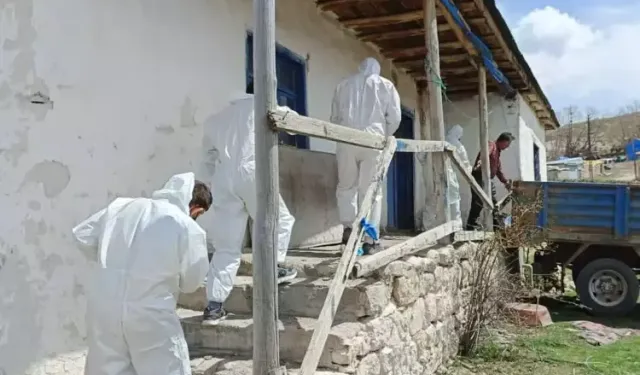Evden 1 kamyon dolusu çöp çıktı