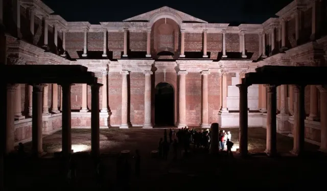 Sardes Antik Kenti’nde İlk Gece Müzeciliği