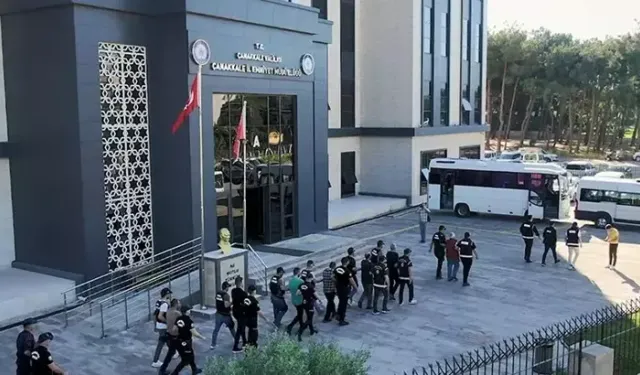 23 Tutuklama, 376 Göçmen! Çanakkale'de Dev Kaçakçılık Operasyonu
