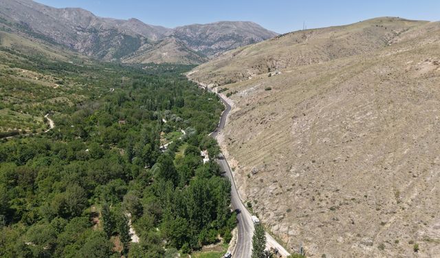 Derebağ Şelalesi'na yol açıldı