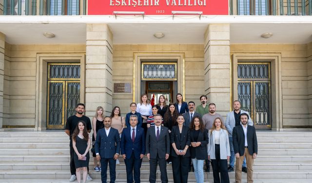 Eskişehir'de, Gazetecilere Basın Kartları Törenle Verildi