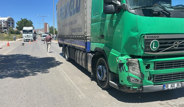 Tırın çarptığı yaya yaşamını yitirdi