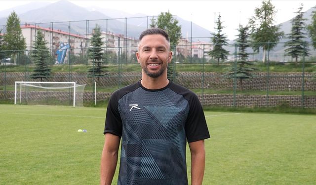Yasin Öztekin’den Sane ve Osimhen Yorumu