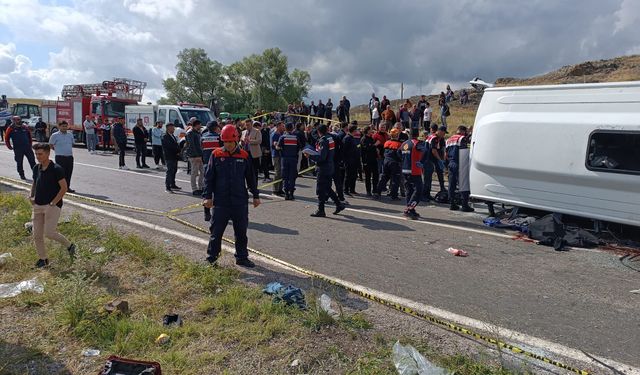 Cenaze sonrası feci kaza