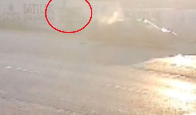 Hatay'da motosiklet ile otomobilin çarpıştı!