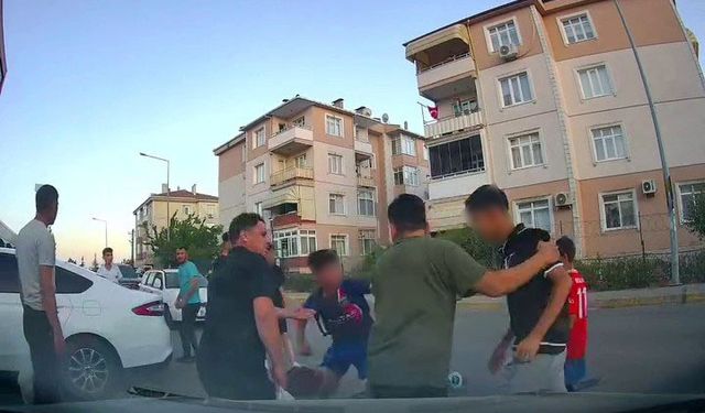 Kocaeli'de sokakta kavga