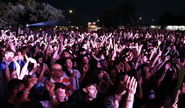 Tekirdağ’da Kiraz Festivali Coşkusu