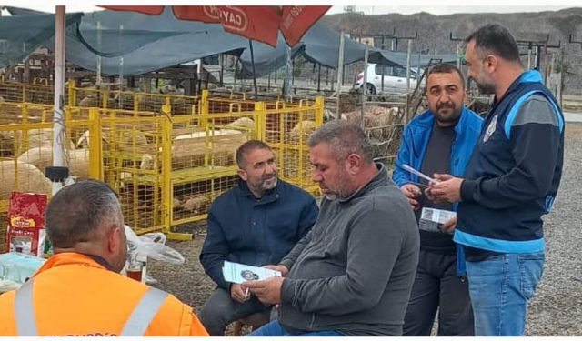 Kayseri'de Hayvan Pazarında Dolandırıcılığa Karşı Bilgilendirme