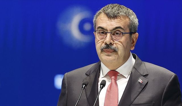 'Ahmet Kaya’yı Unutmadık, Bugün Kürtçe Tiyatro Var'