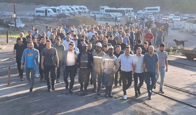 Madencilerden 'zam teklifi' eylemi